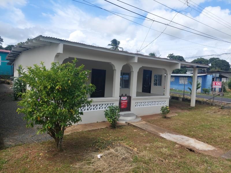 HOUSE FOR SALE IN CHORRERA 